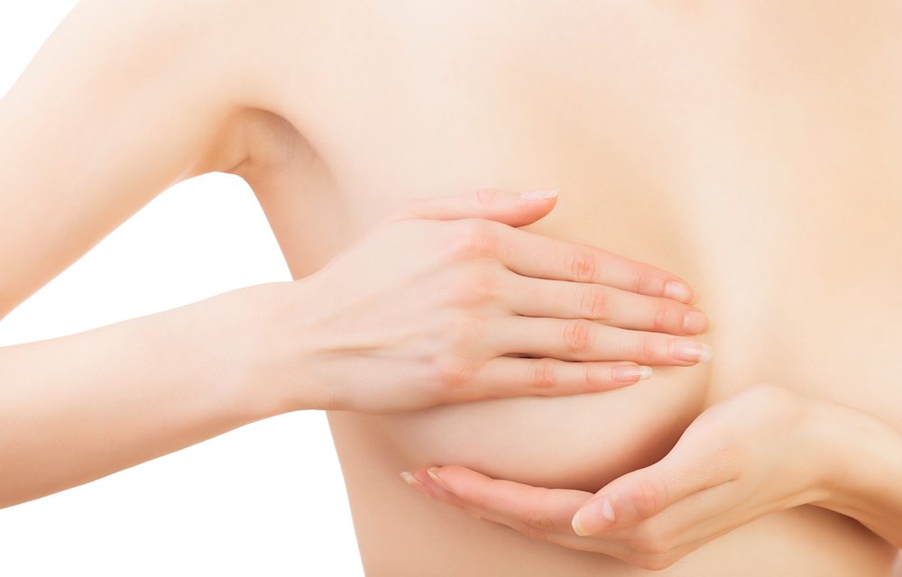 Cómo hacer una autoexploración mamaria de forma correcta, hacerlo bien es clave