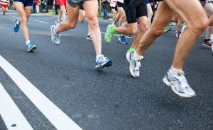 ¿Cuándo deja de ser saludable correr? shutterstock 96934271 300x184 - ¿Cuándo deja de ser saludable correr?