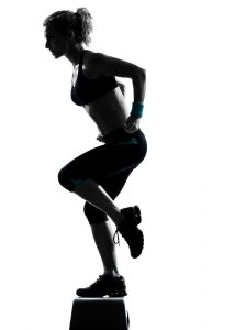 Los beneficios del step, el ejercicio para glúteos y piernas tonificadas shutterstock 89128933 224x300 - Los beneficios del step, el ejercicio para glúteos y piernas tonificadas