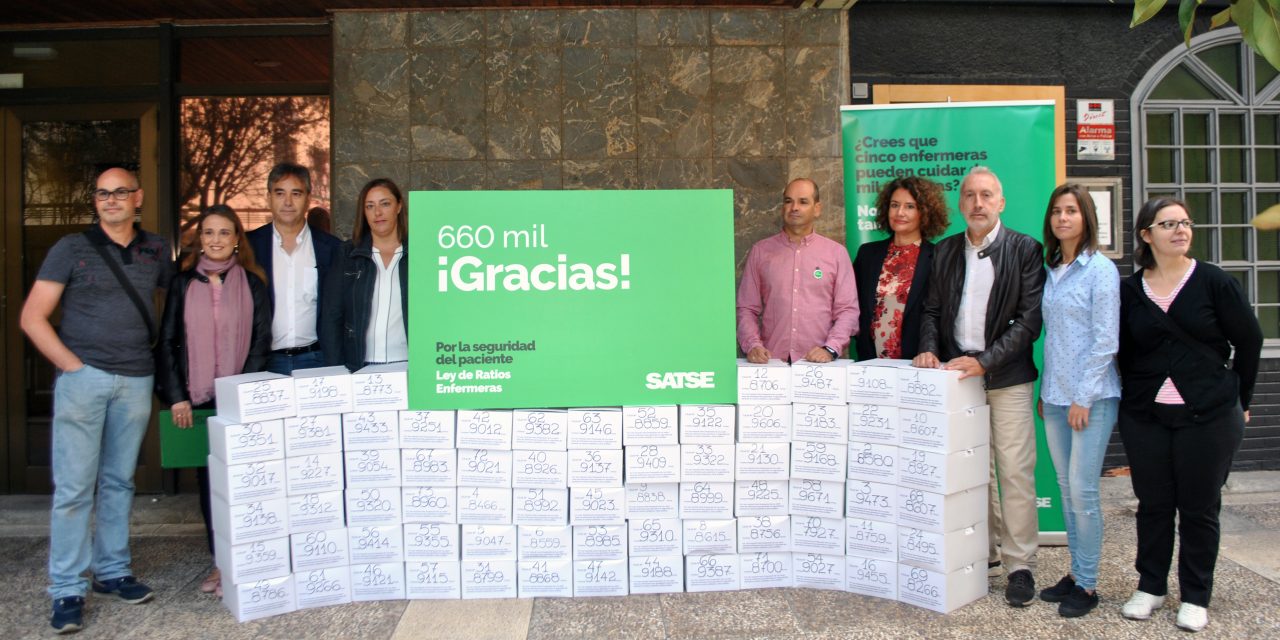 SATSE entrega más de 660.000 firmas de apoyo a la Ley de Seguridad del Paciente