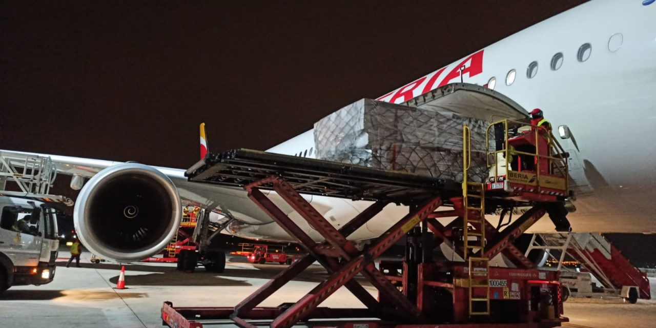 Fenin, Grupo Oesía e Iberia crean un corredor aéreo para la llegada de productos sanitarios a españa