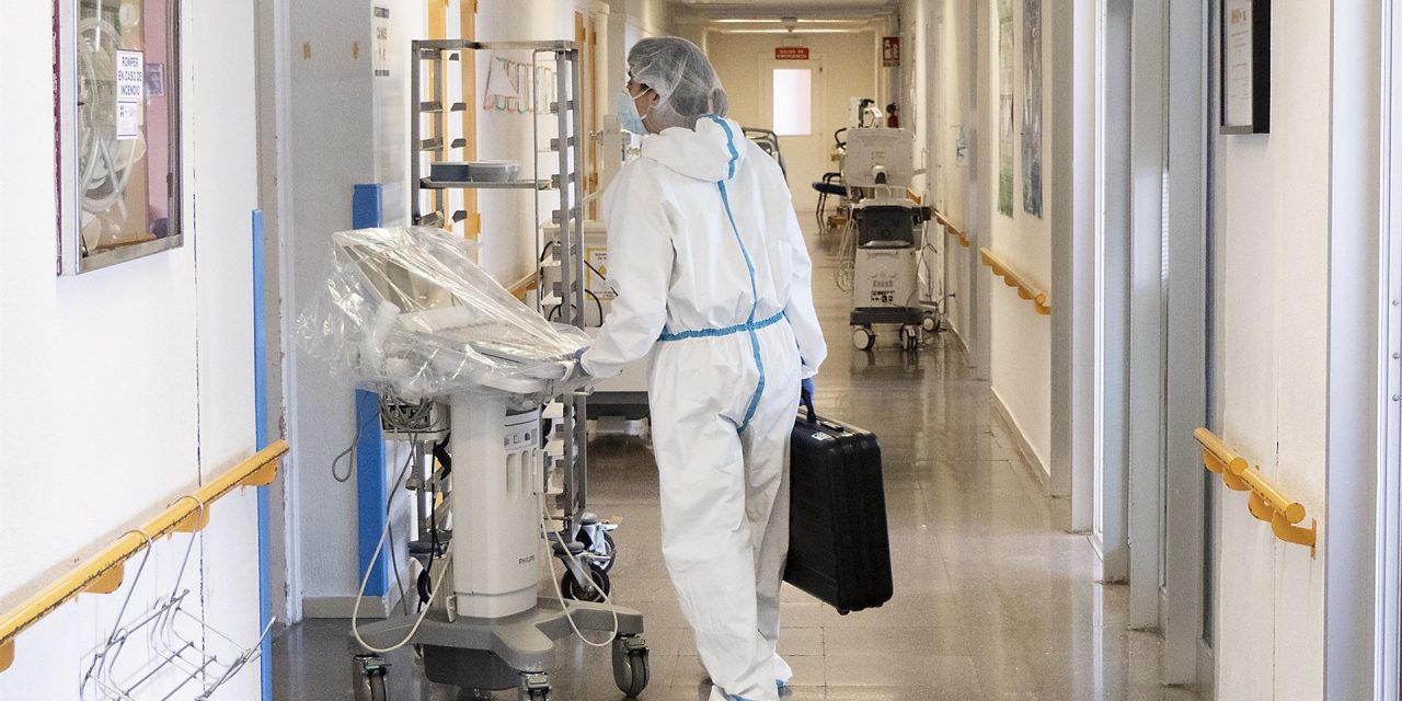 Un tercio de los pacientes con Covid-19 en UCI presentan daños en el corazón
