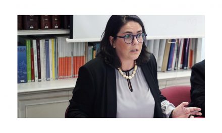 Ofelia de Lorenzo: «Es fundamental que los profesionales sanitarios conozcan sus derechos»