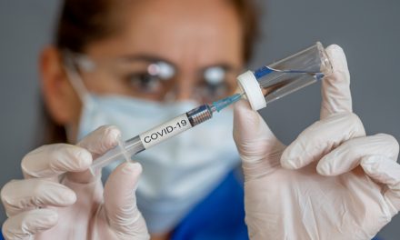Una vacuna desarrollada por Moderna obtiene resultados esperanzadores contra la Covid-19