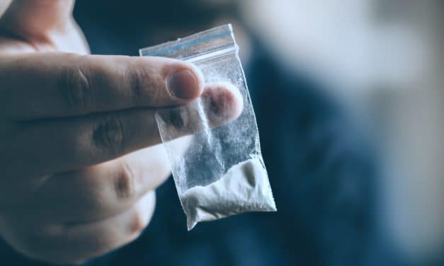 La cocaína supera al alcohol como la principal sustancia generadora de ayuda