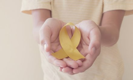 El Corte Inglés dona 20.952 euros a la Fundación El Sueño de Vicky para luchar contra el cáncer infantil