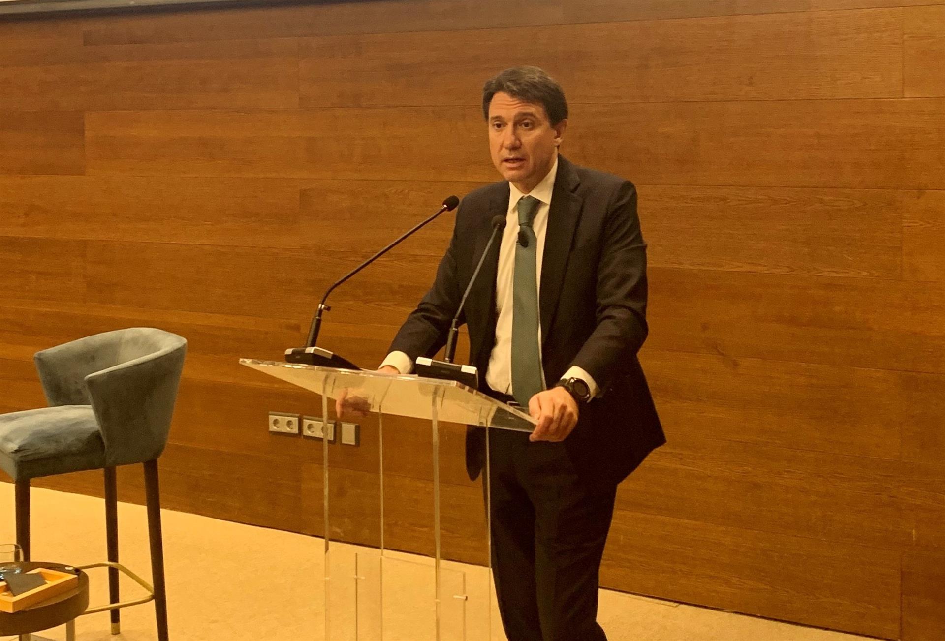 El presidente de Farmaindustria, Juan López-Belmonte, durante su intervención en el XVII Seminario Industria Farmacéutica & Medios de Comunicación. A 10 de noviembre de 2021, en Madrid (España). - FARMAINDUSTRIA