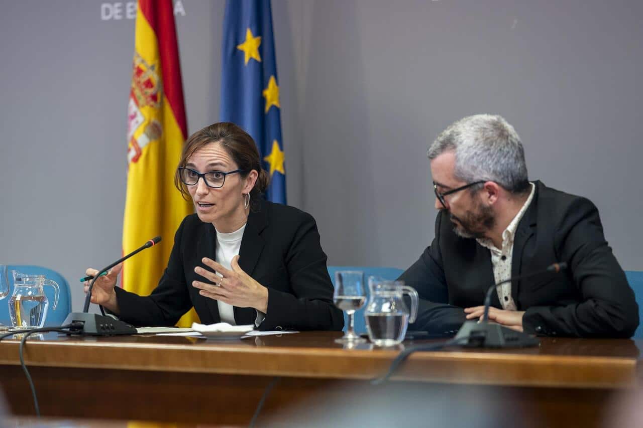 monica-garcia-ministra-sanidad-españa