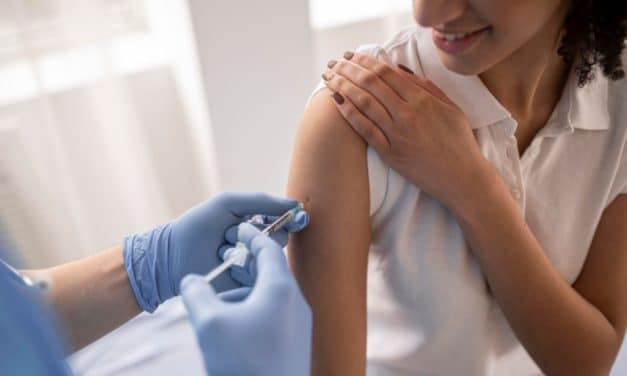 Fenaer presenta un documento para mejorar la utilidad de las vacunas en enfermedades respiratorias