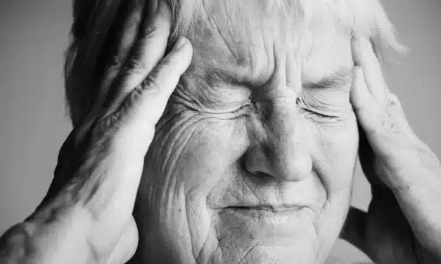 Un neurólogo apuesta por una evaluación integral en los pacientes de Parkinson para detectar los síntomas no visibles