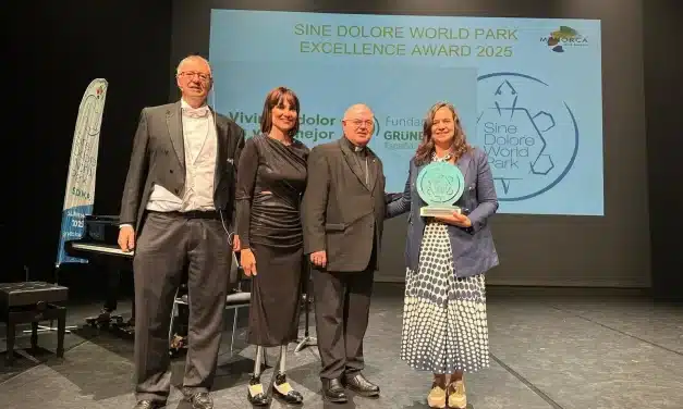La Fundación Grünenthal recibe el Premio Excelencia Sine Dolore por su 25º aniversario en la lucha contra el dolor crónico