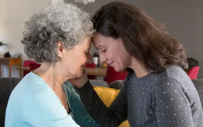 CEAFA reclama soluciones para paliar la soledad y el edadismo de las personas cuidadoras de familiares con Alzheimer