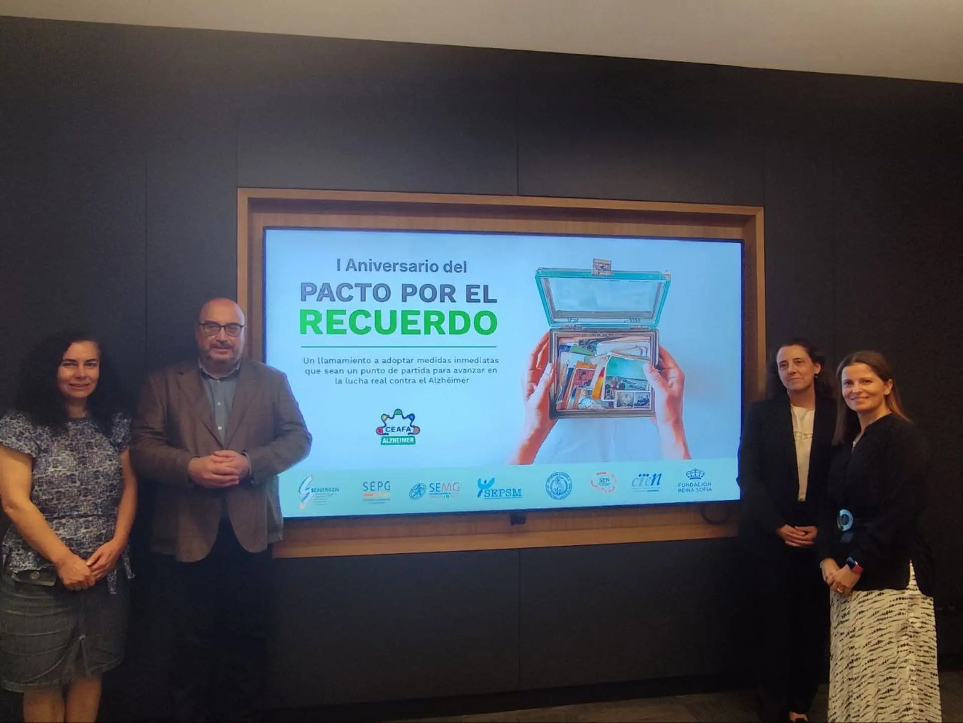 CEAFA subraya la necesidad de adoptar si demora un censo oficial de pacientes con Alzheimer