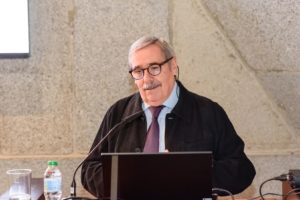 Vicepresidente del Instituto ProPatiens, Fernando Mugarza, en la presentacion del Manual de Captacion de recursos