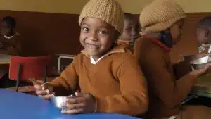 Proyecto solidario Cinfa - Alumno de la escuela MSI (María Salus Infirmorum) en Kenia.