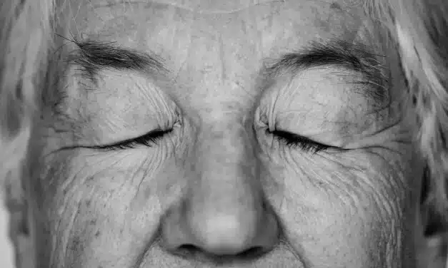 El Decálogo Alzheimer de CEAFA llega al Senado para impulsar una respuesta sanitaria coordinada