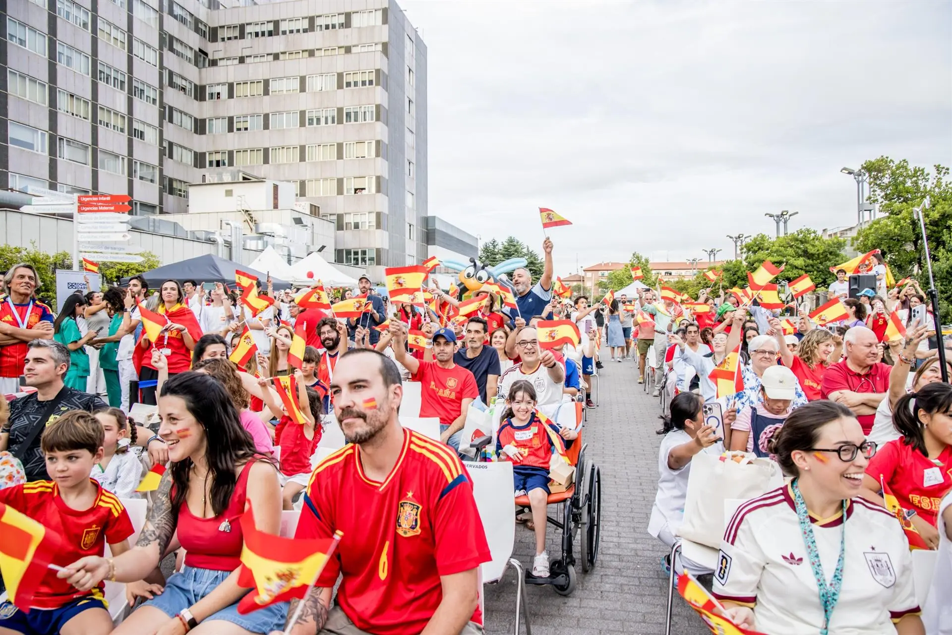Proyección de la Semifinal del Mundial de Fútbol en La Paz Proyección de la Semifinal del Mundial de Fútbol en La Paz